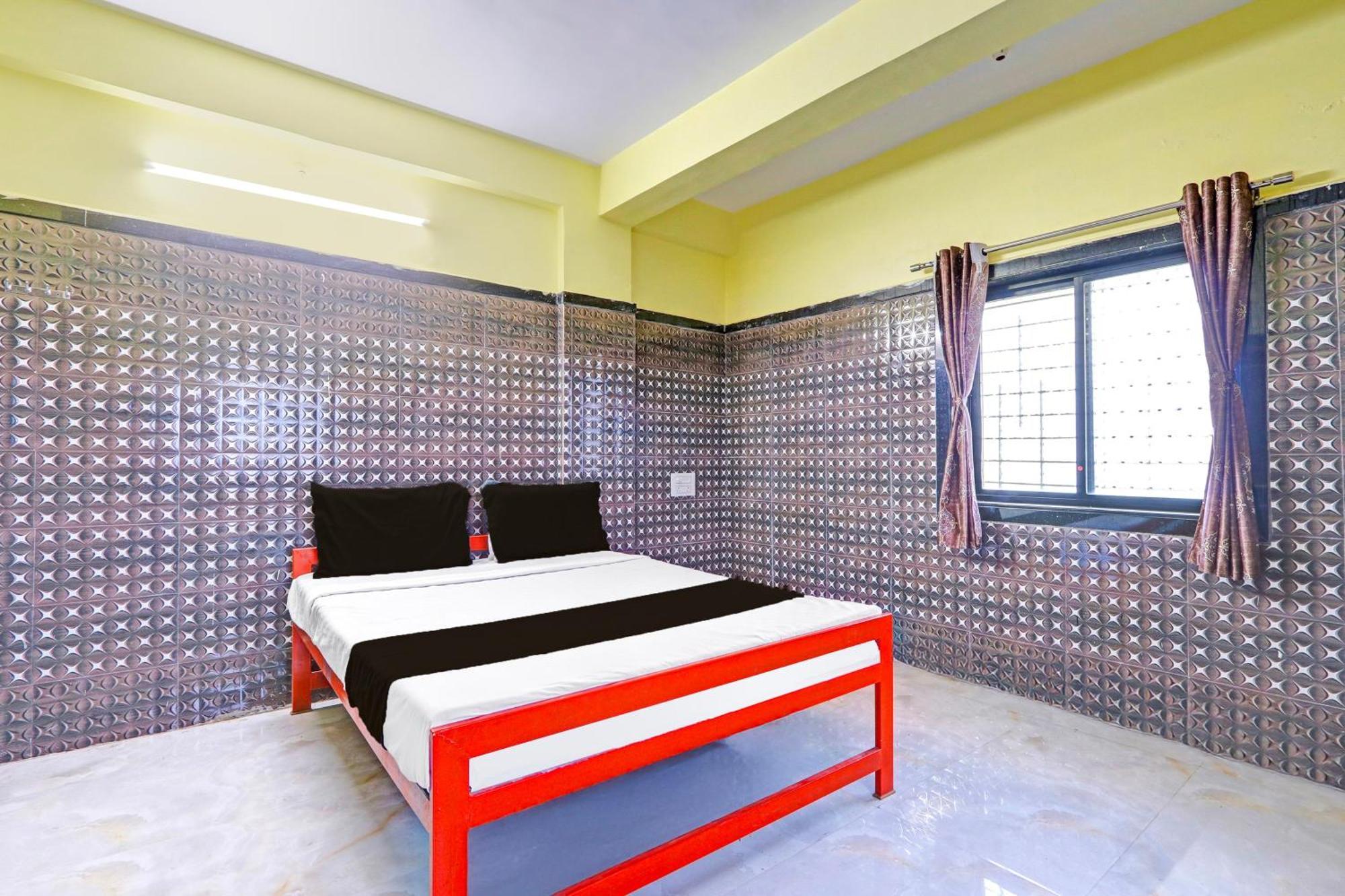 Hotel O Pankaj Hotel & Lodge Gangapur  エクステリア 写真