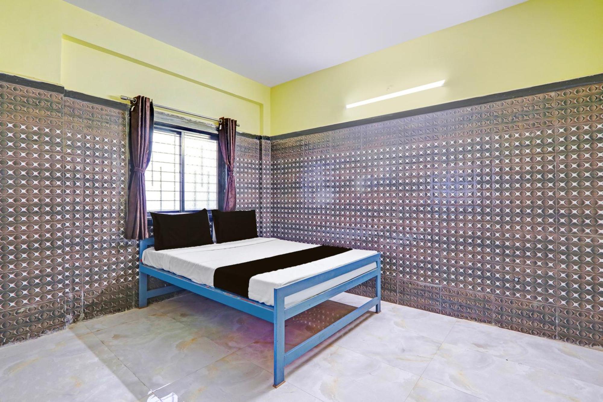 Hotel O Pankaj Hotel & Lodge Gangapur  エクステリア 写真